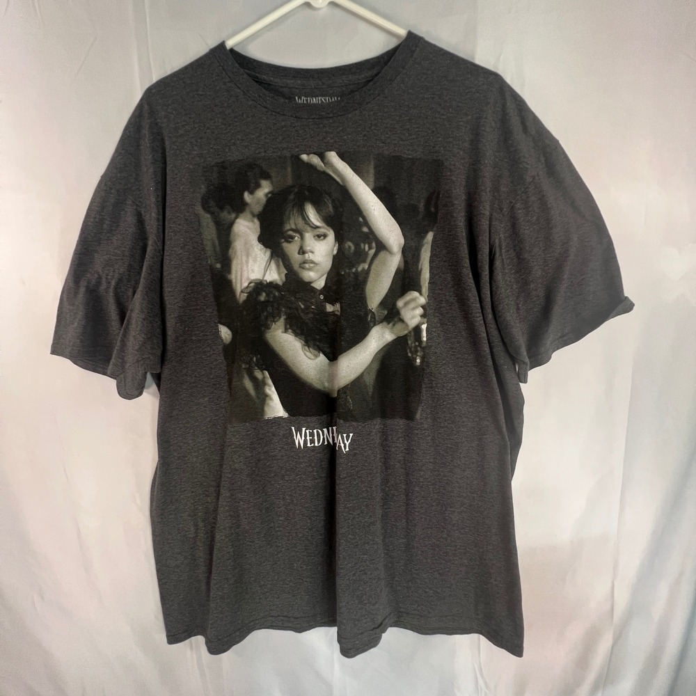 Wednesday Addams Jenna Ortega Dance Graphic T-Shirt Charcoal Grey 2XL Netflix